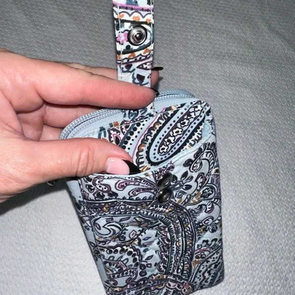 Vera Bradley Paisley RFID Zip Card Holder Wristlet Wallet Blue 7” x 4.5” - Picture 5 of 7
